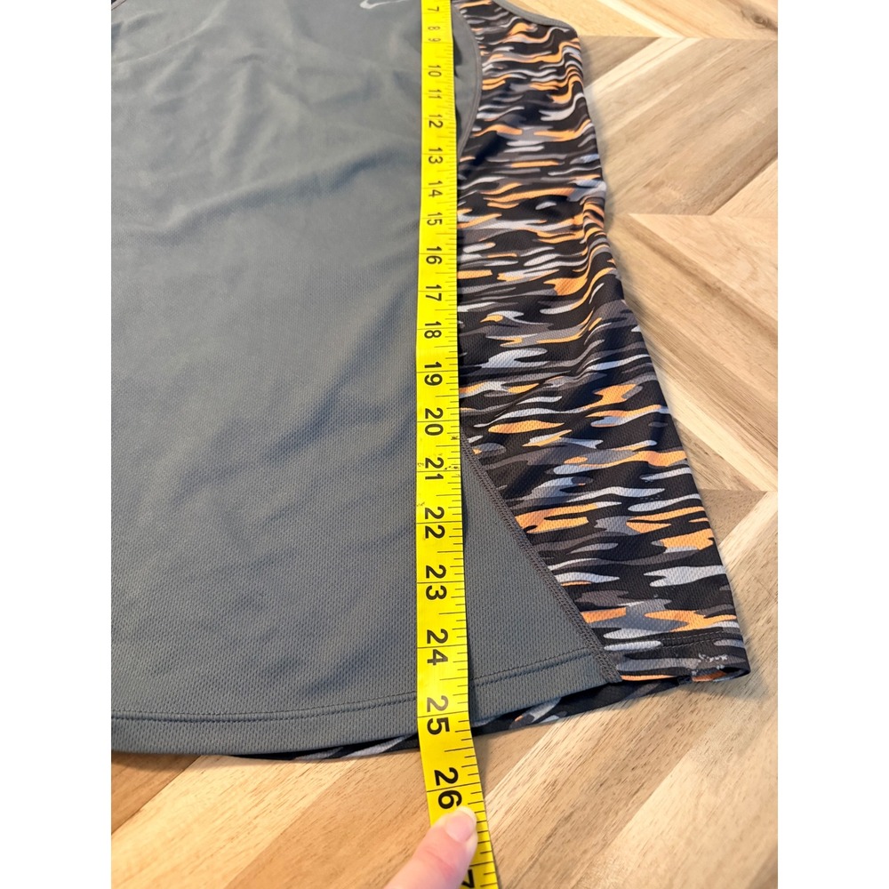 Nike Dri-FIT Women L Racerback Tank Top Gray Orange Camo Running Sporty Athlete‎ - Picture 4 of 5